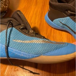 Nike Future Flight Basketball Shoes Size Y7